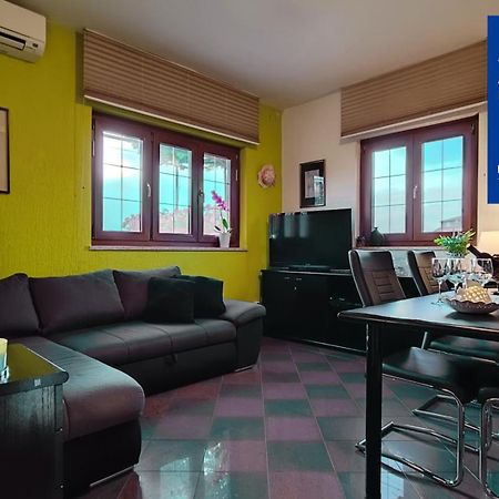 Apartman Ladybird Pula Exterior foto