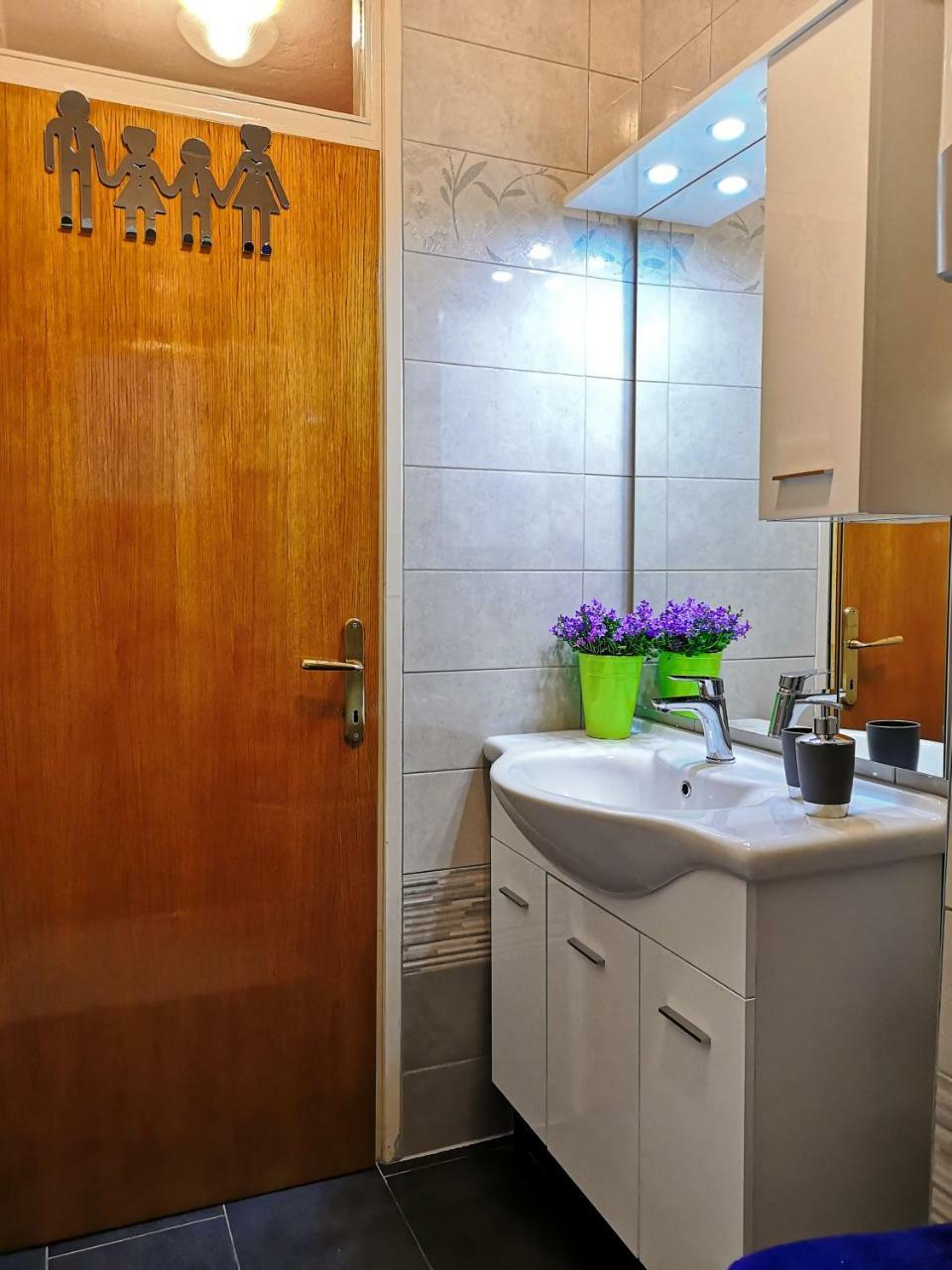 Apartman Ladybird Pula Exterior foto