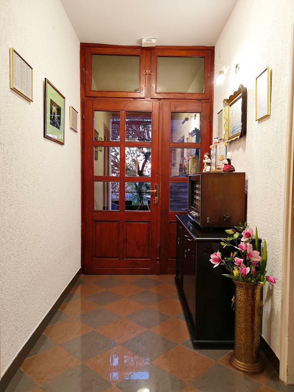Apartman Ladybird Pula Exterior foto